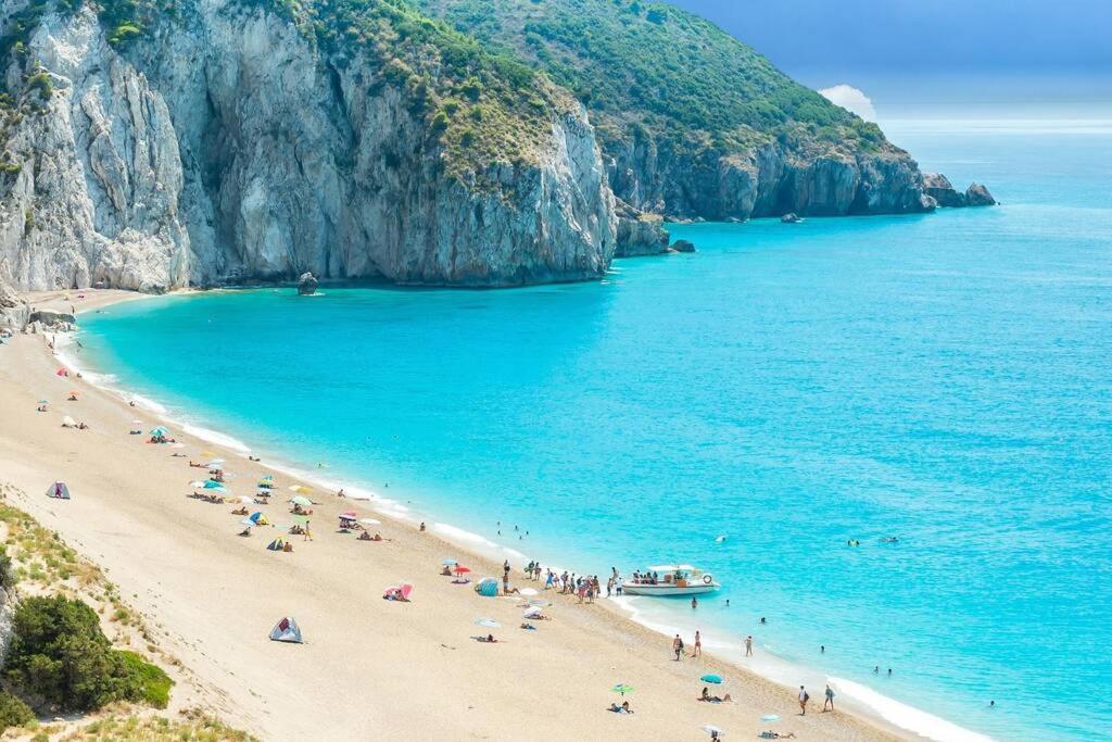 The Wave Twin Villa 1 Kathisma Beach Lefkada Exterior photo